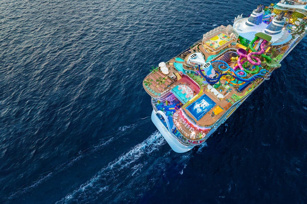Icon of the Seas: verified real exterior ship image.